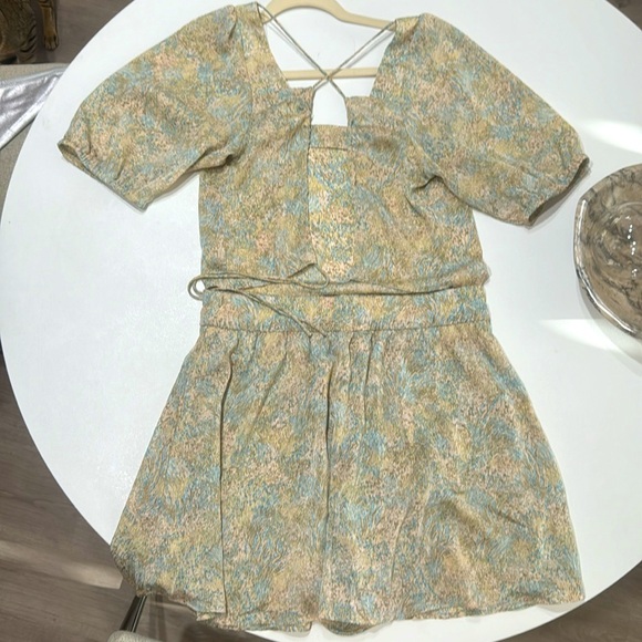 H&M Two-Piece Matching Set - Picture 2 of 2